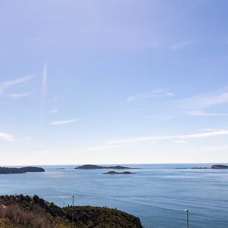 M&k - Two Bedroom With Balcony And Sea View * ムリニ