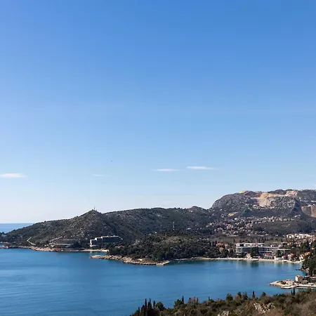 Apartment M&k - Two Bedroom With Balcony And Sea View *