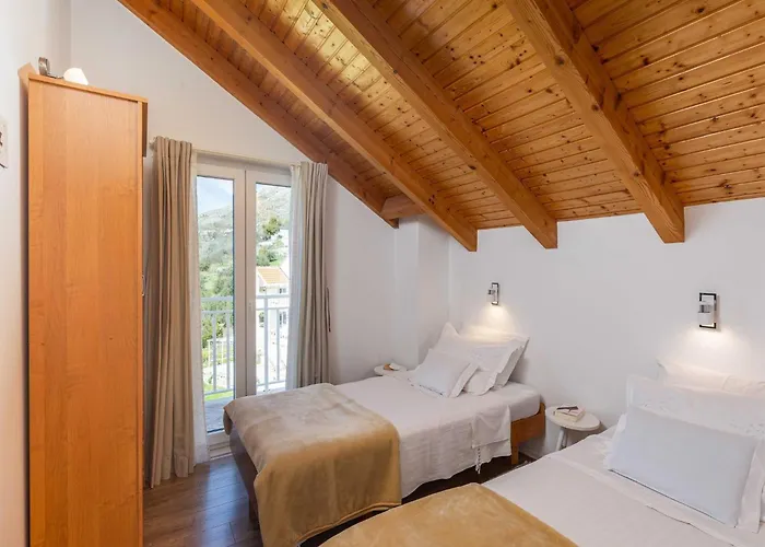 M&k - Two Bedroom With Balcony And Sea View Mlini